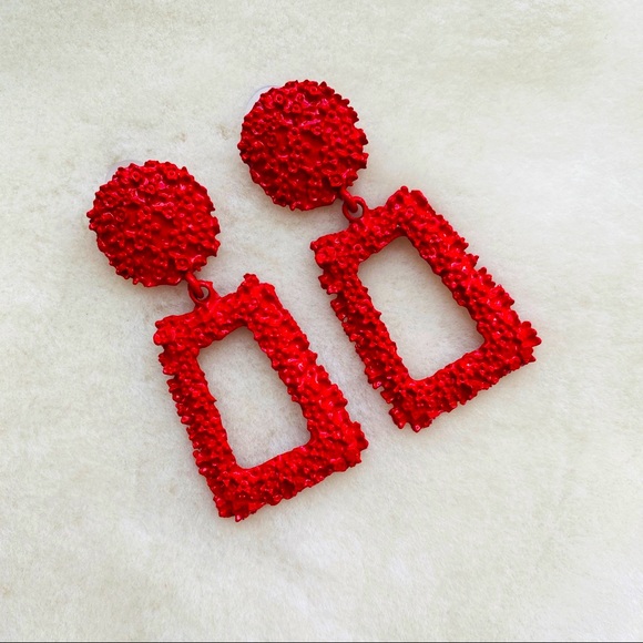 Zara Jewelry - :: Red Textured Statement Earrings ::